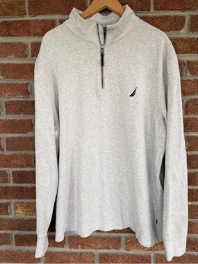 Nautica Light Gray Quarter-Zip Pullover.  XXL.